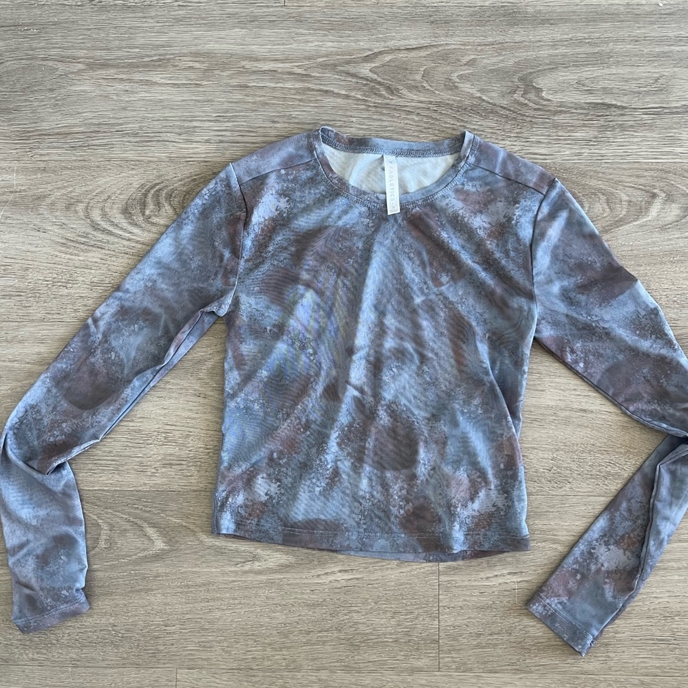 Like new Fabletics mesh tie die top
